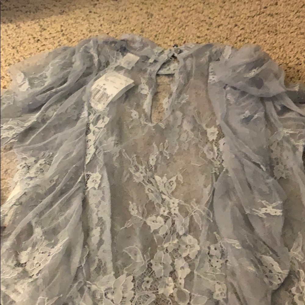 Top - Picture 2 of 2